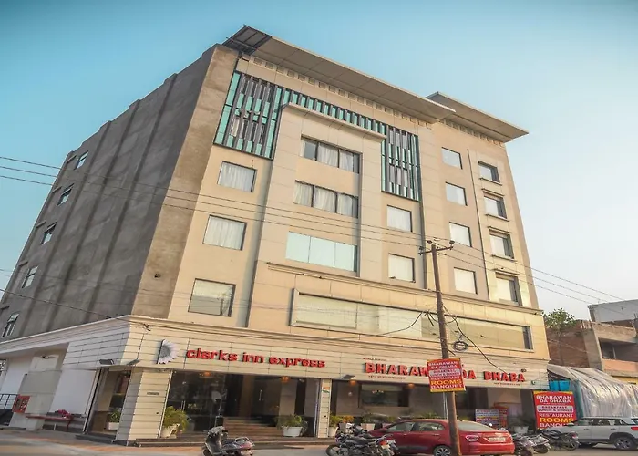 Bharawan Clarks Inn Express